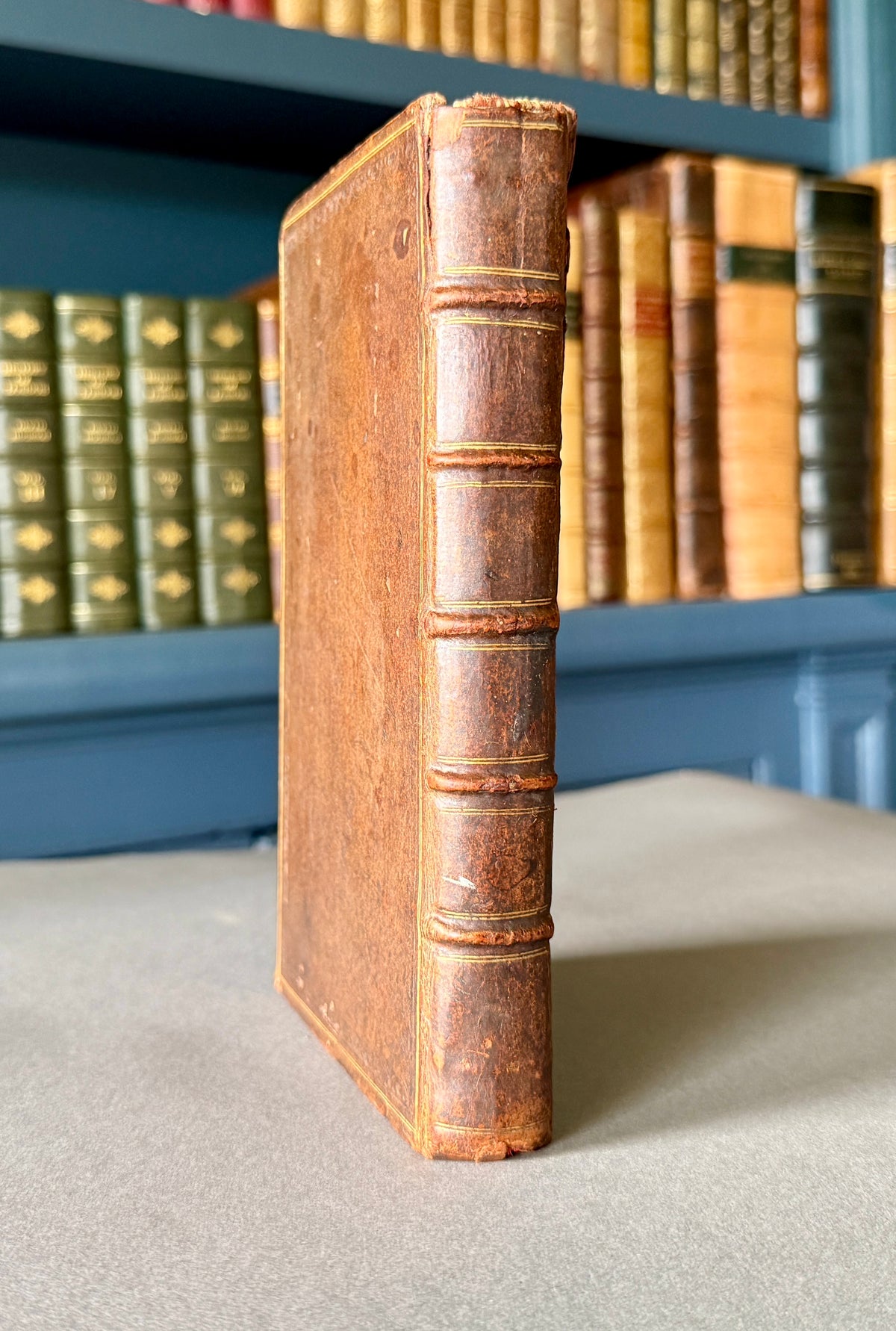 CHEYNE, George. An Essay of Health and Long Life. Sixth edition. London, 1725.