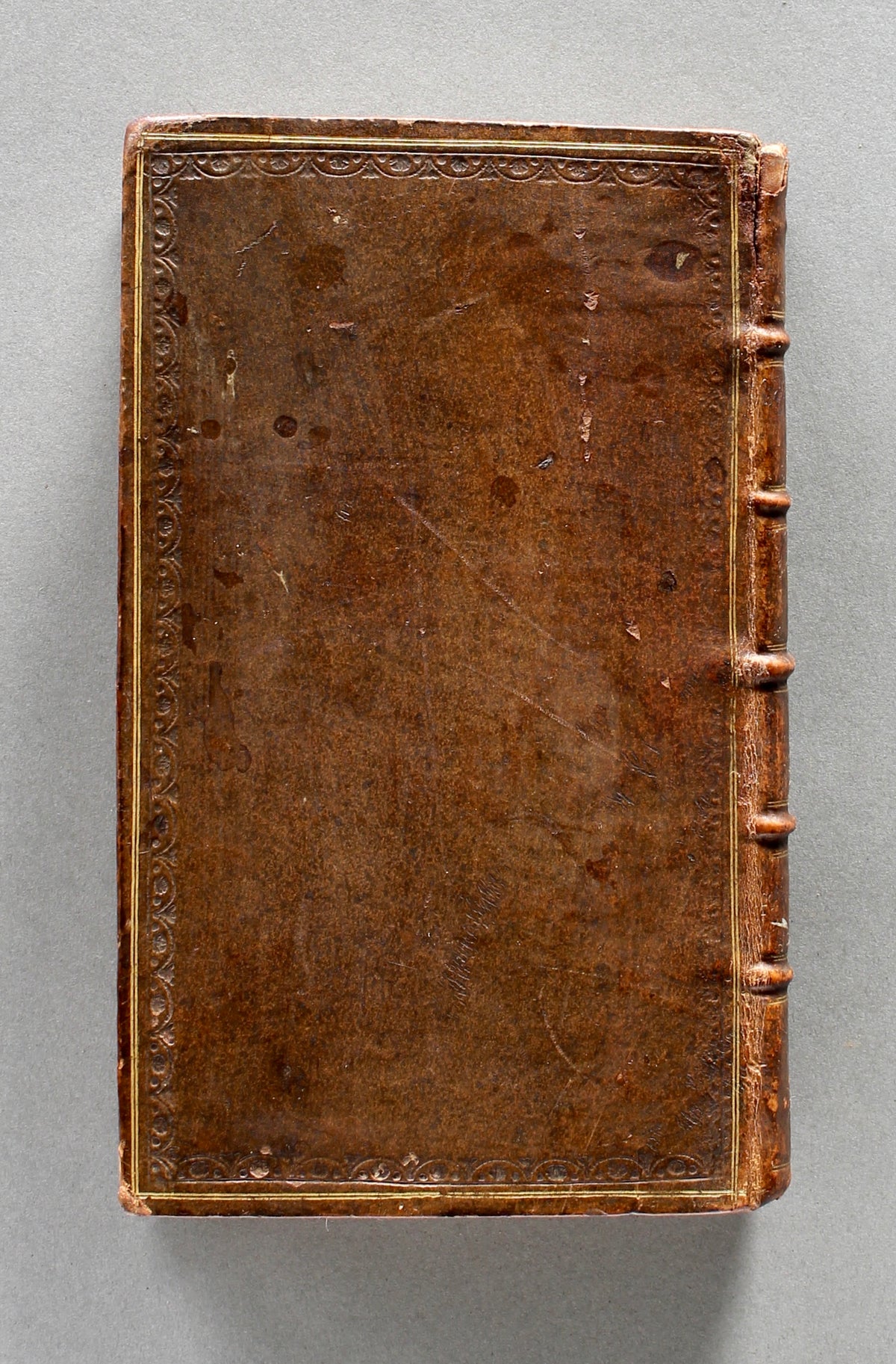 CHEYNE, George. An Essay of Health and Long Life. Sixth edition. London, 1725.